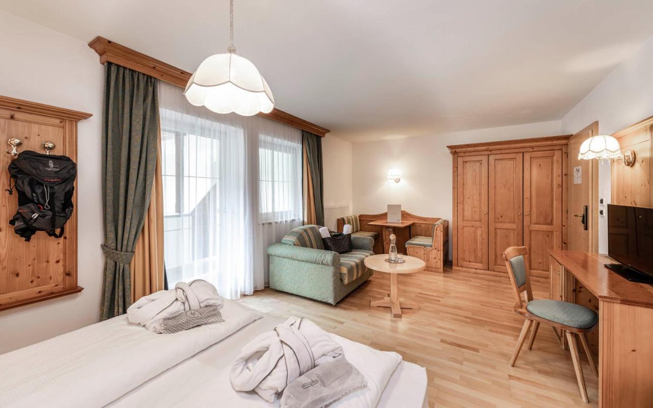 Alpenheim Charming & Spa Hotel Ortisei Exterior foto
